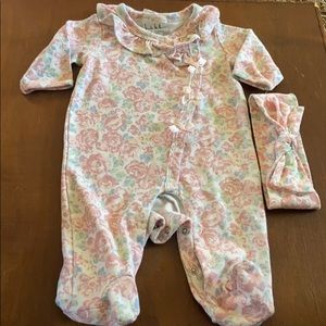 Nicole Miller 2 piece outfit 0-3 months